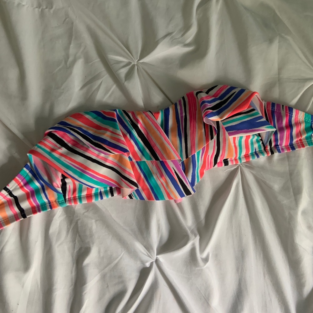 Colorful Striped Strapless Bikini Top